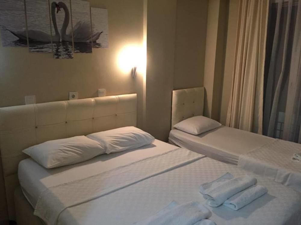 Koz Eren Otel Çeşme Exterior foto