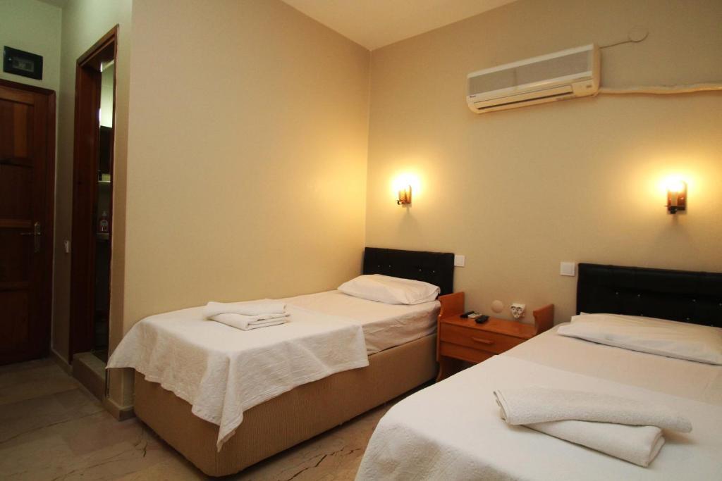 Koz Eren Otel Çeşme Cameră foto
