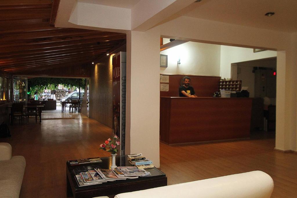 Koz Eren Otel Çeşme Exterior foto
